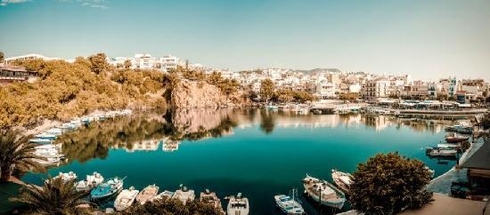 Lake Voulismeni: There, in Crete, where goddess Artemis used to wash her hair