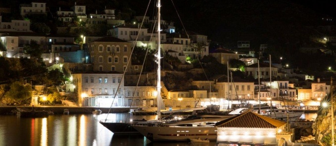 An evening of classical music in Hydra