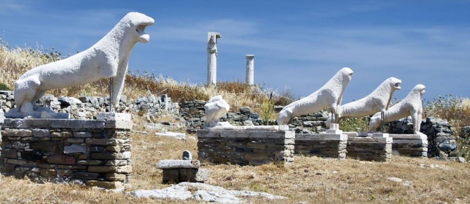 Delos island hosts specimens of exemplary ancient Greek history